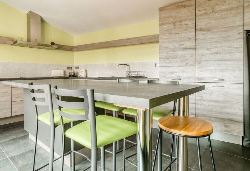 Swanky Cottage In Saasenheim With Balcony