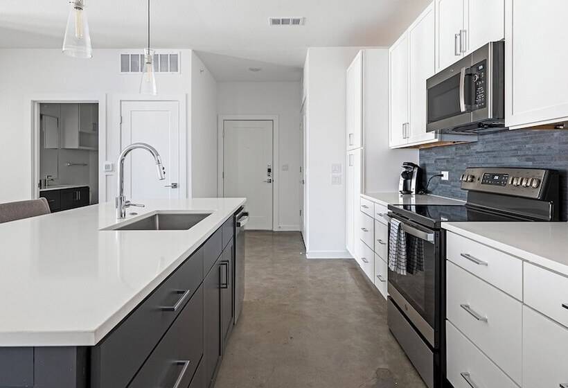 The Artesian At Bee Cave Apartments By Barsala