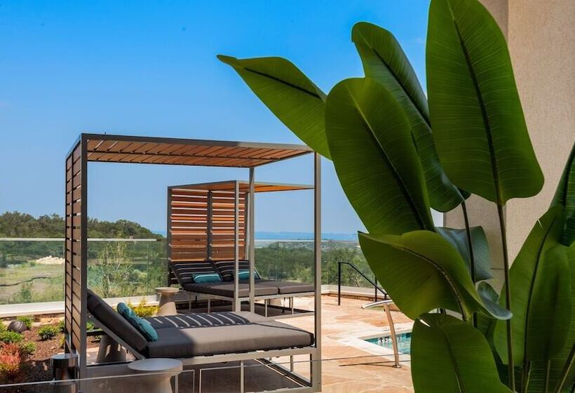 The Artesian At Bee Cave Apartments By Barsala