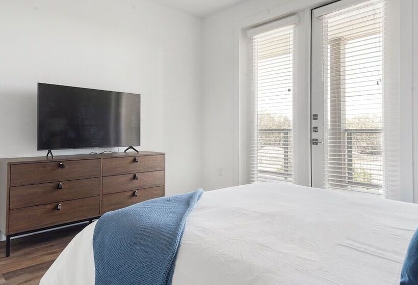 The Artesian At Bee Cave Apartments By Barsala