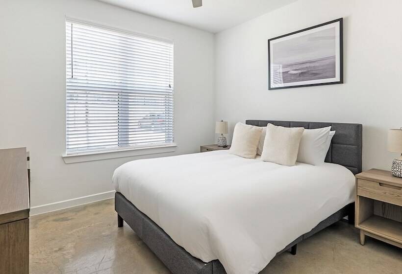 The Artesian At Bee Cave Apartments By Barsala