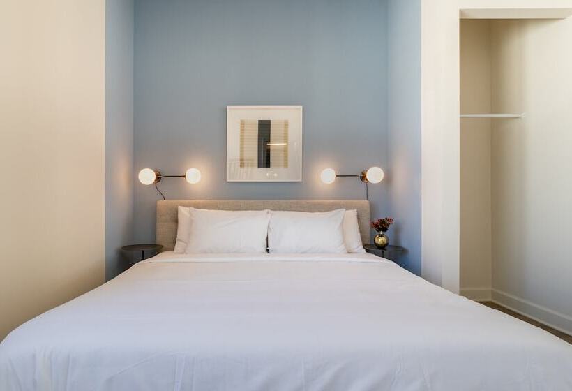 The Conway 5 Br Buyout W/ Deck In Music City