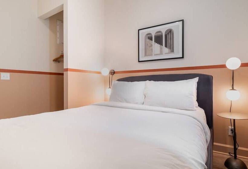 The Conway 5 Br Buyout W/ Deck In Music City