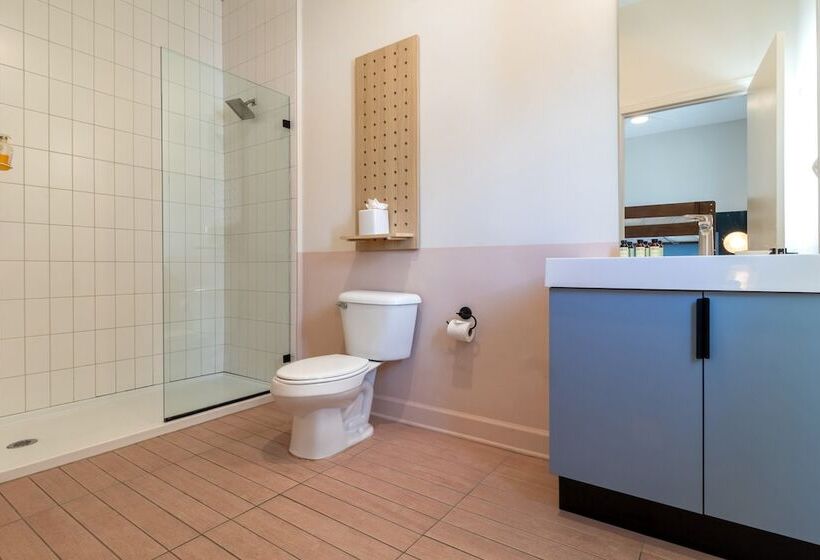 The Conway A Buyout 60 Person Buyout In Dt Nash