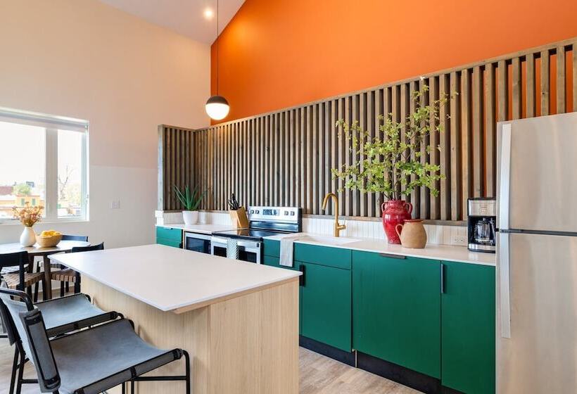 The Conway A Buyout 60 Person Buyout In Dt Nash