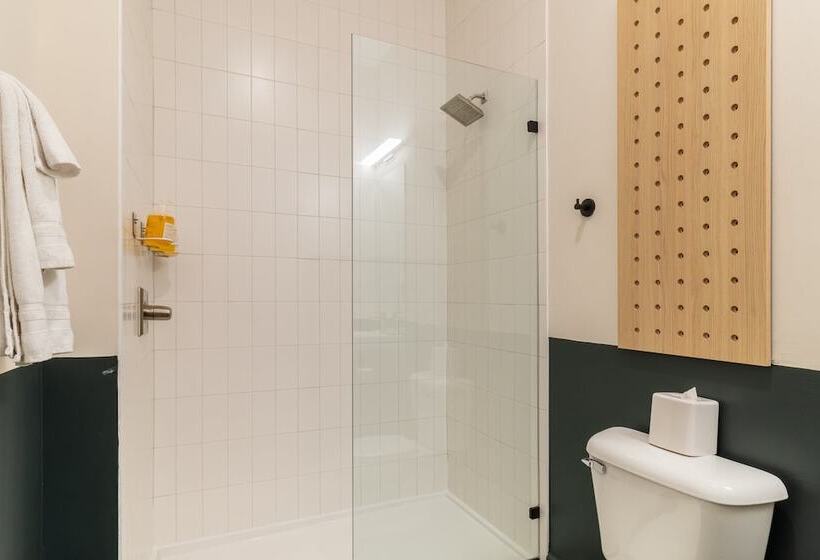 The Conway Ensemble Escape W/ Deck