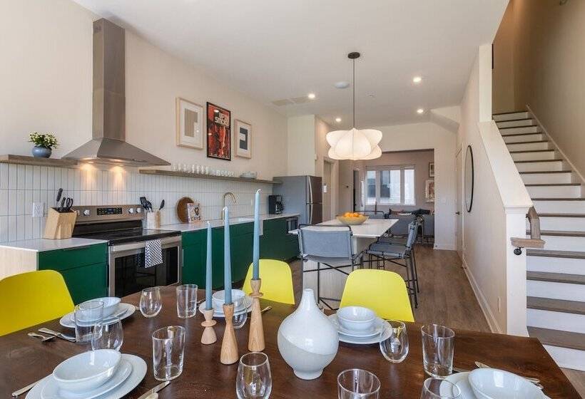 The Conway Ensemble Escape W/ Deck