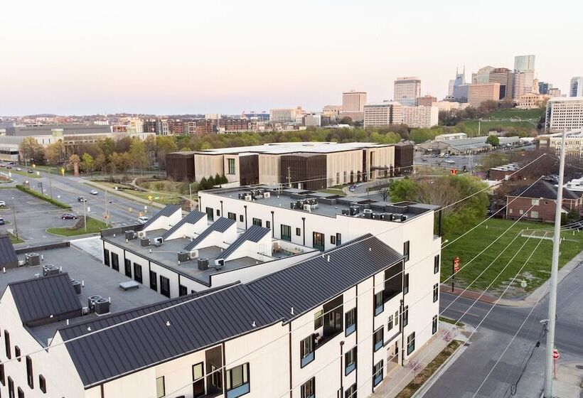 The Conway Modern Music City Penthouse Sleeps 24