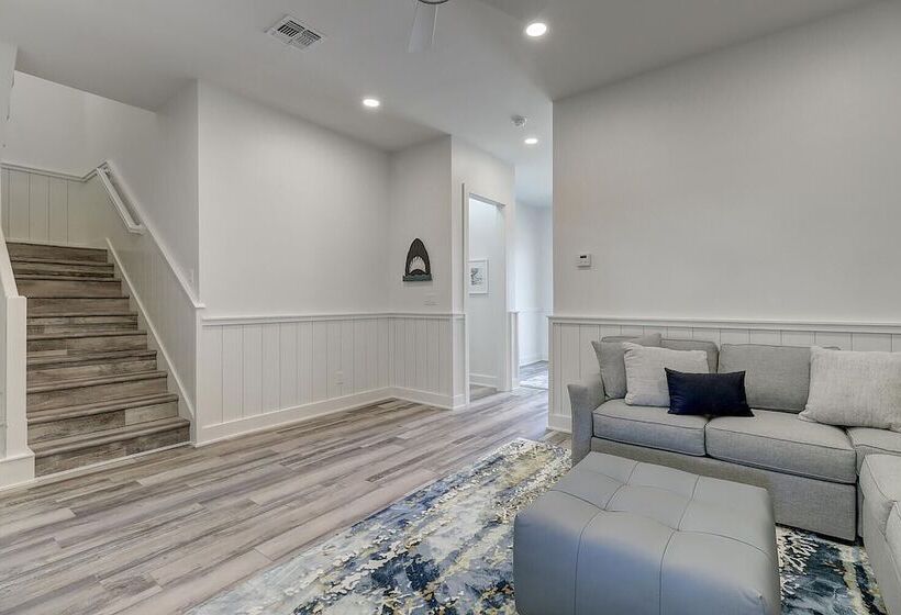 The Great White 306 Dar