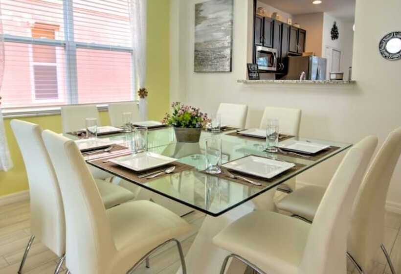 The Stirling Luxury Solterra Vacation Home