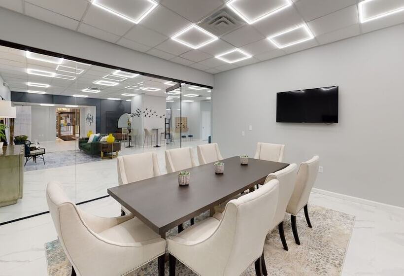 Three Rivers Apartments By Barsala