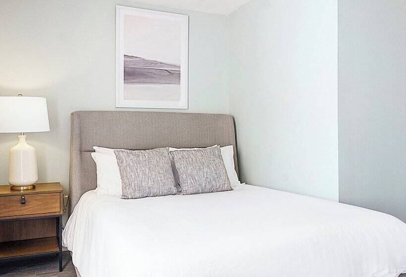 Three Rivers Apartments By Barsala