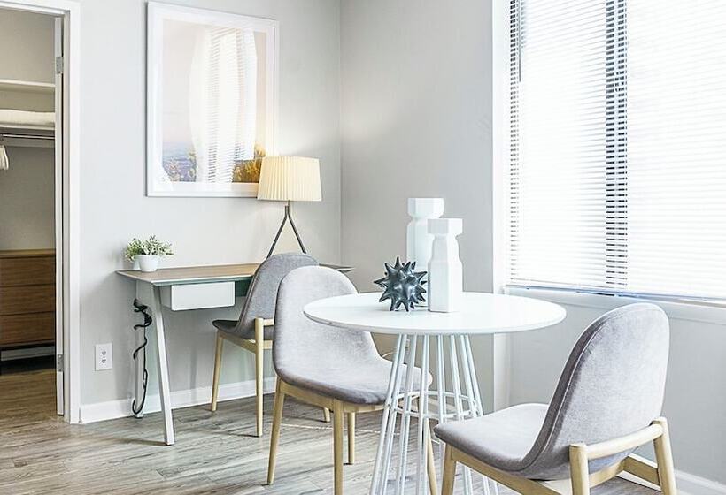 Three Rivers Apartments By Barsala