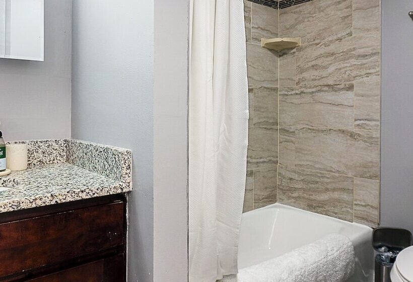 Three Rivers Apartments By Barsala