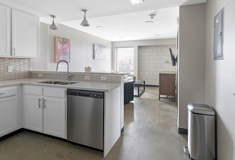 Tower On Tenth By Barsala