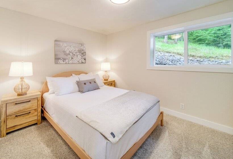 Tree Lined Hayden Home W/ Hot Tub & Lake Views!