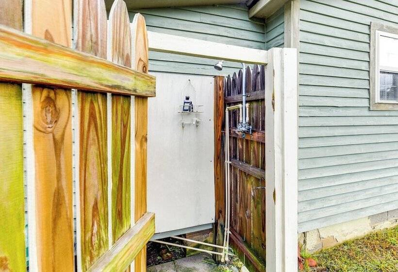 Tyaskin Retreat W/ Deck Across From The Water!