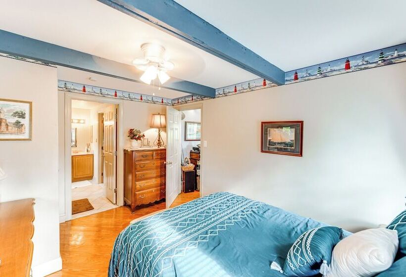 Tyaskin Retreat W/ Deck Across From The Water!