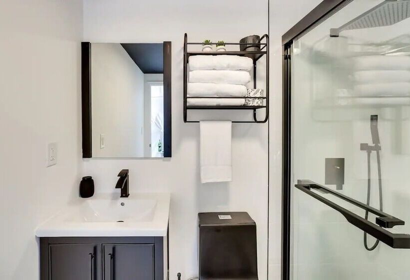 Unique Escapes Modern Luxury Geodome