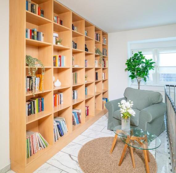 Waldhotel Schöneiche   Self Check In