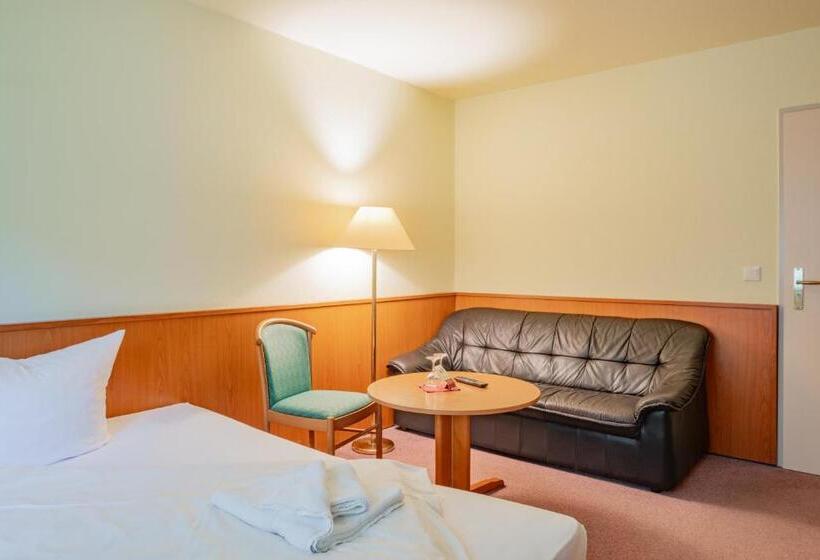 Waldhotel Schöneiche   Self Check In