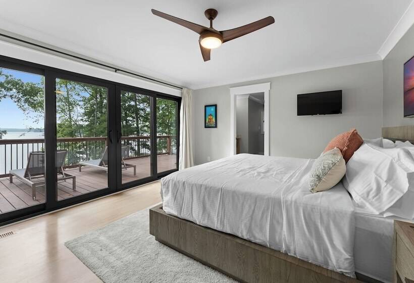 Water Break At The Lake By Avantstay Lakefront + Private Dock