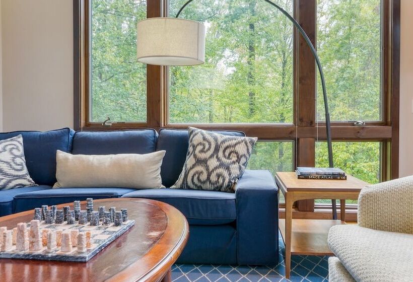 Wellspring By Avantstay Indoor Pool + Views