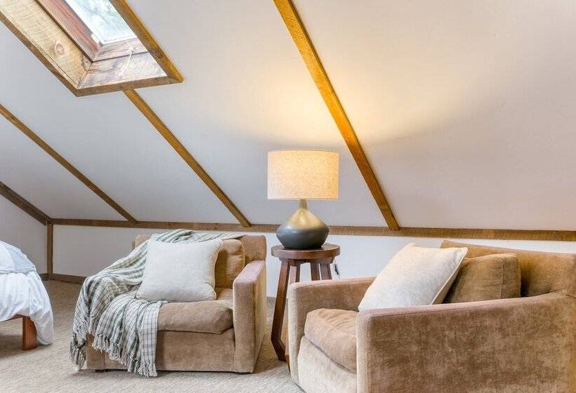 Wellspring By Avantstay Indoor Pool + Views