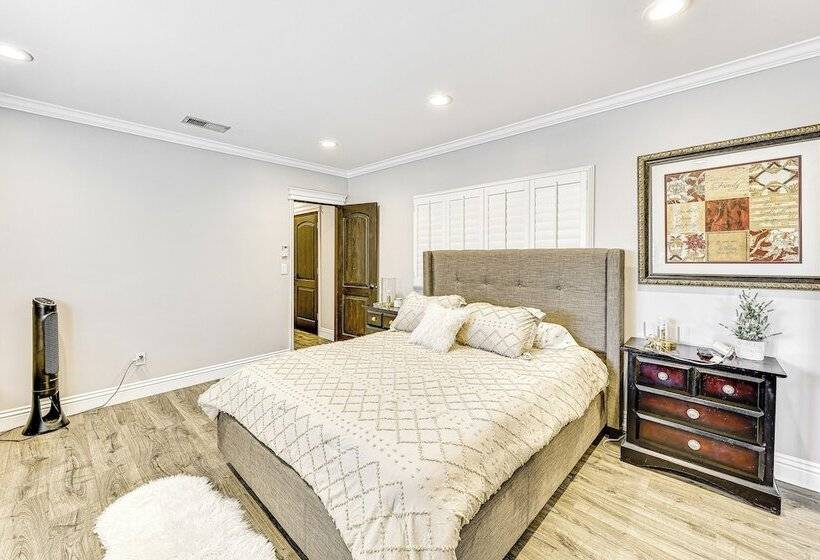 West Covina Gem W/ Pool: 25 Mi To Disneyland!