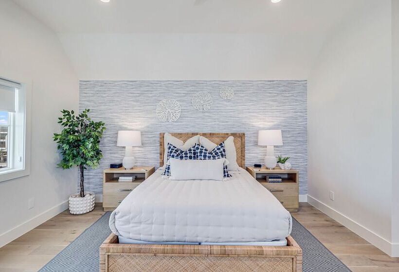 Whale Of A Time 154 Sou