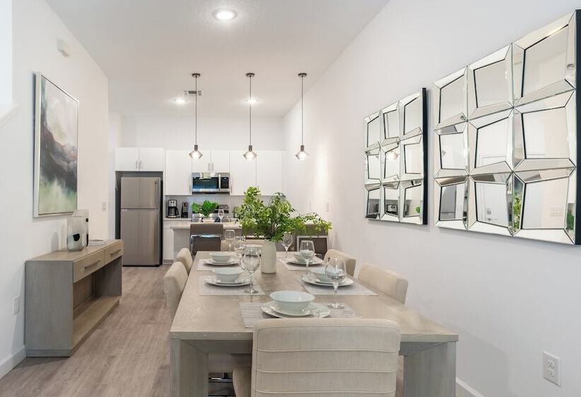 Whimsy By Avantstay Pool 30min To Disney