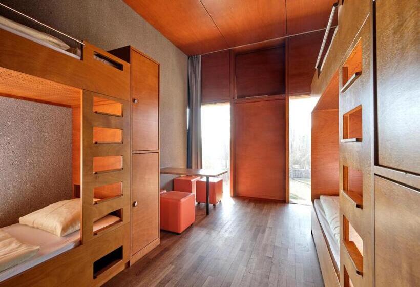 هتل Youth Hostel Schengen / Remerschen
