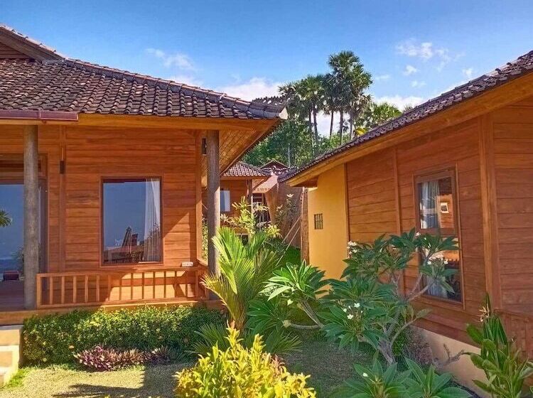 Abwonderdive Beach Resort