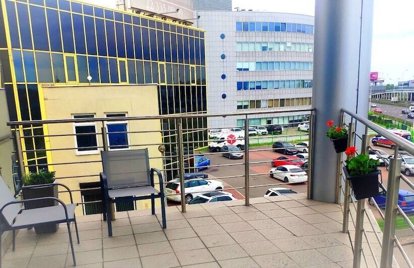 Apartamenty Varsovia 304