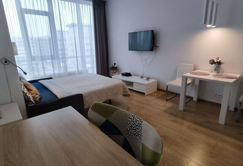 Apartamenty Varsovia 304