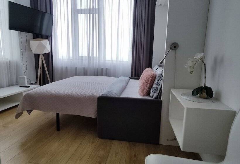 Apartamenty Varsovia 304