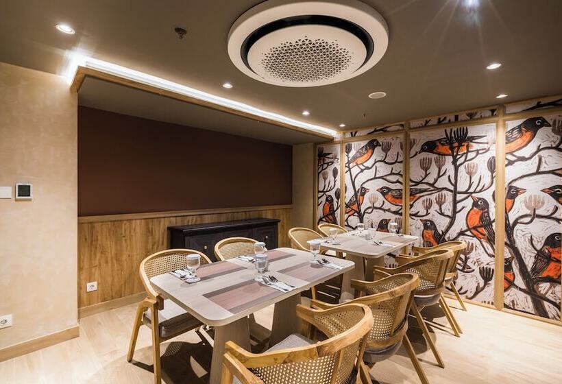 Aston Bintaro Hotel & Conference Center