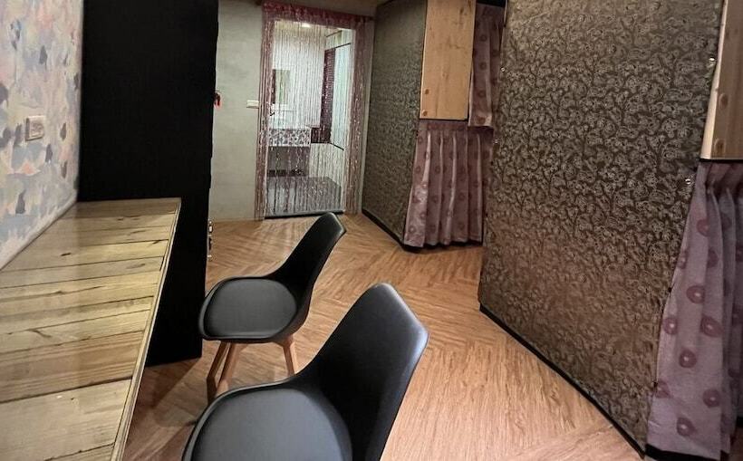 تختخواب و صبحانه A Ba Li Bi Duck Homsestay