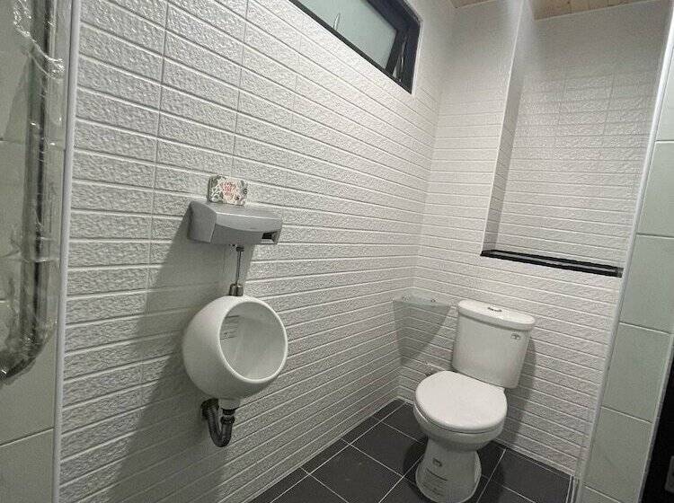 تختخواب و صبحانه A Ba Li Bi Duck Homsestay