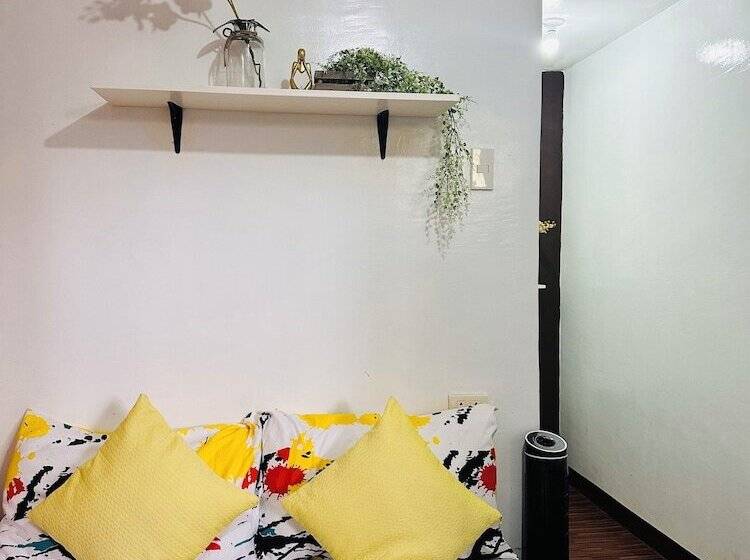 تختخواب و صبحانه Amancio S Balai   Near The Airport, City Center!