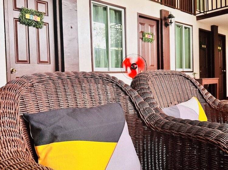 تختخواب و صبحانه Amancio S Balai   Near The Airport, City Center!