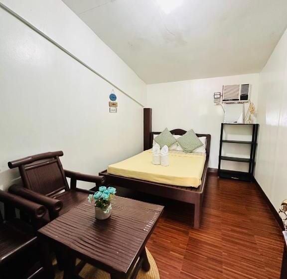 تختخواب و صبحانه Amancio S Balai   Near The Airport, City Center!