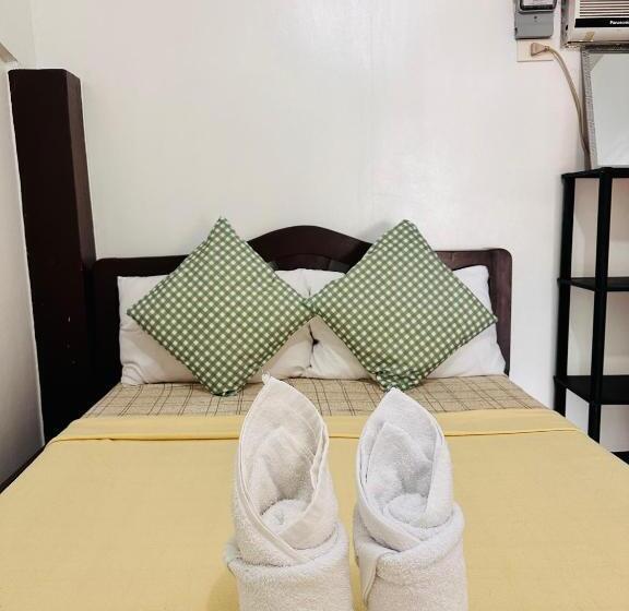 تختخواب و صبحانه Amancio S Balai   Near The Airport, City Center!