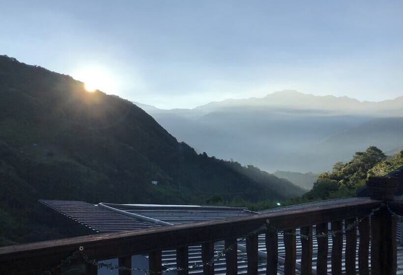 تختخواب و صبحانه Cingjing Morning Star