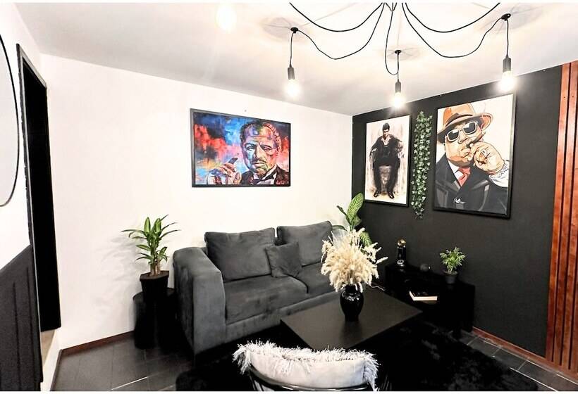 住宿加早餐 Homsty