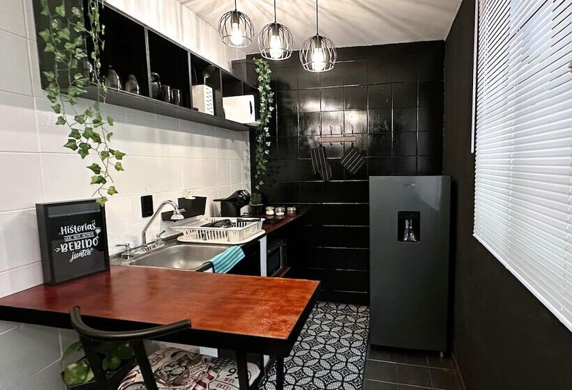 住宿加早餐 Homsty