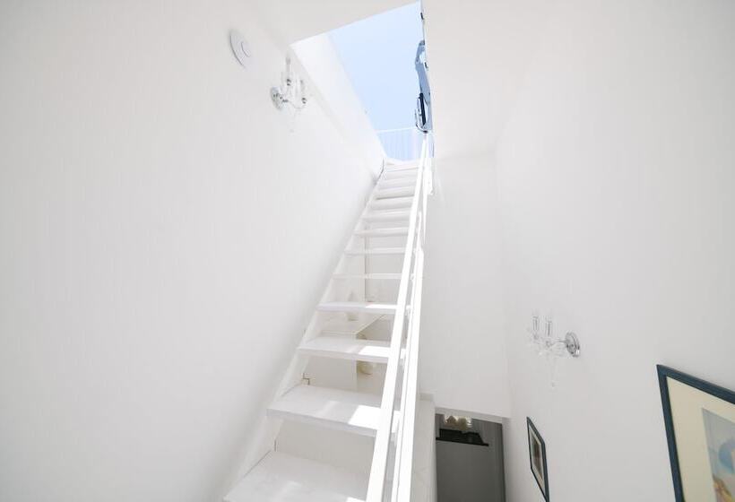 住宿加早餐 King Suite Luxury Rooms