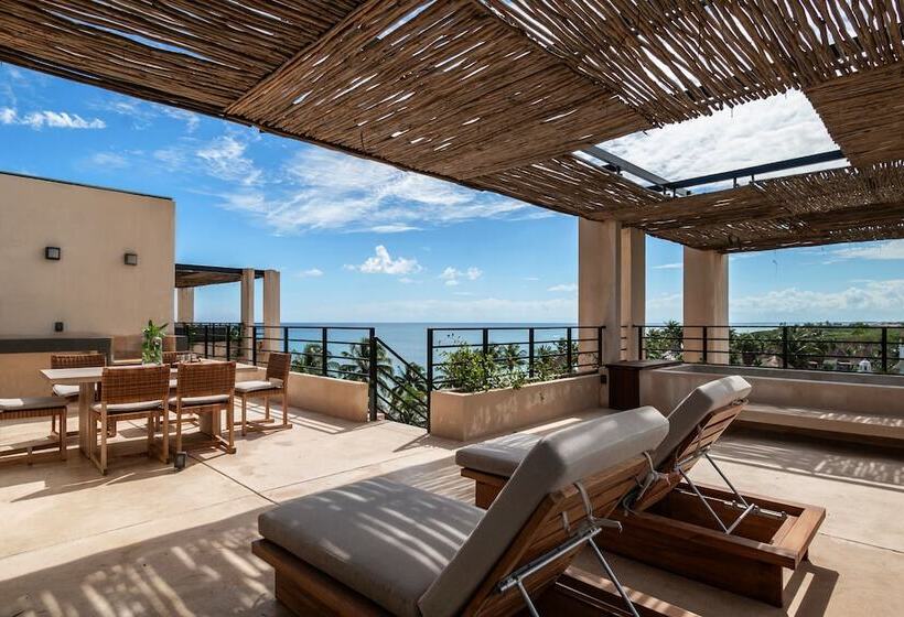 Bespoke, Member Of Small Luxury Hotels