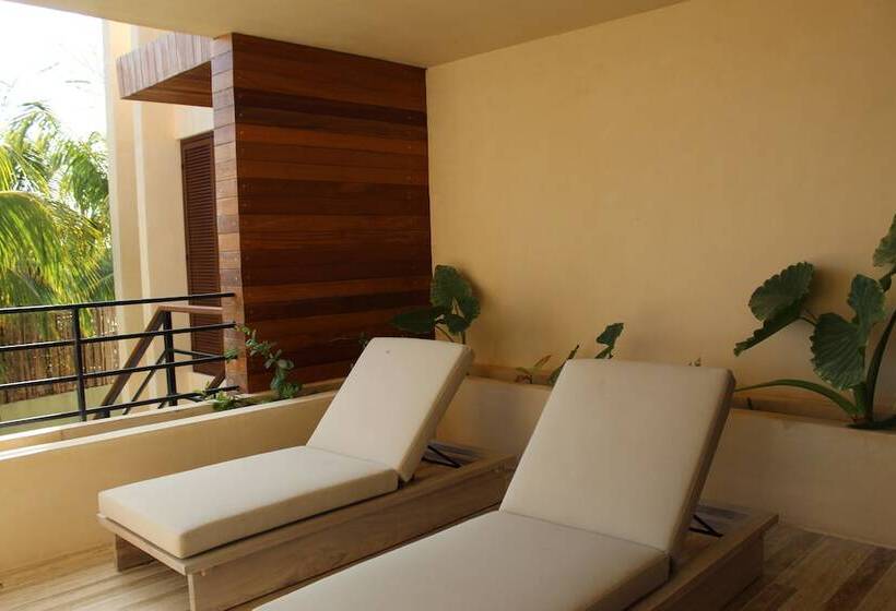 Bespoke, Member Of Small Luxury Hotels