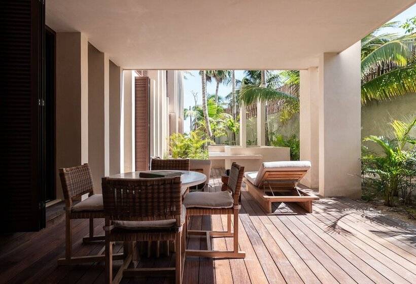 Bespoke, Member Of Small Luxury Hotels